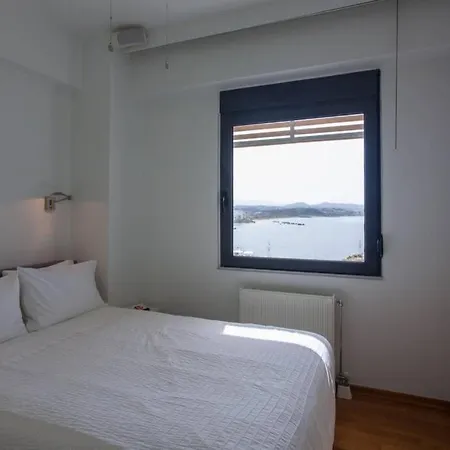 Sea & Town Getaway خانيا